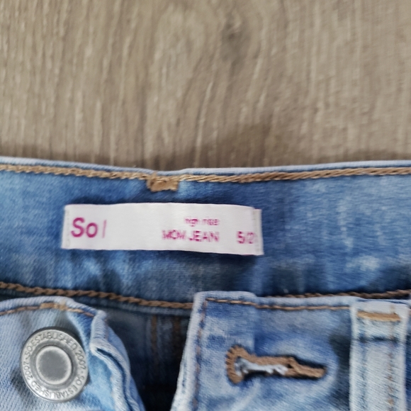 So High Rise Ripped Jeans - Picture 5 of 9